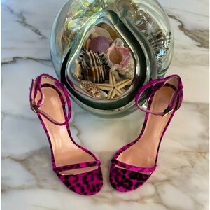 Stuart Weitzman Nudist Sandals🐆